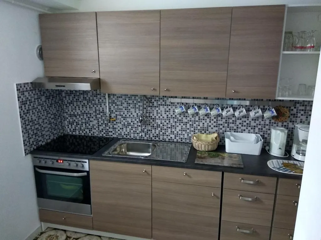 Suran Apartments 풀라 크로아티아